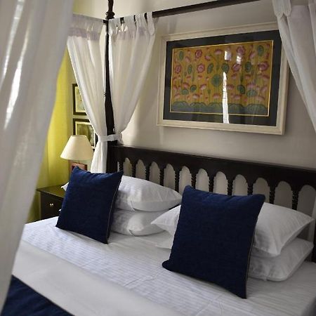Bir High Hotel Luaran gambar