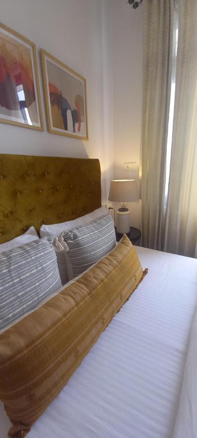 Bir High Hotel Luaran gambar