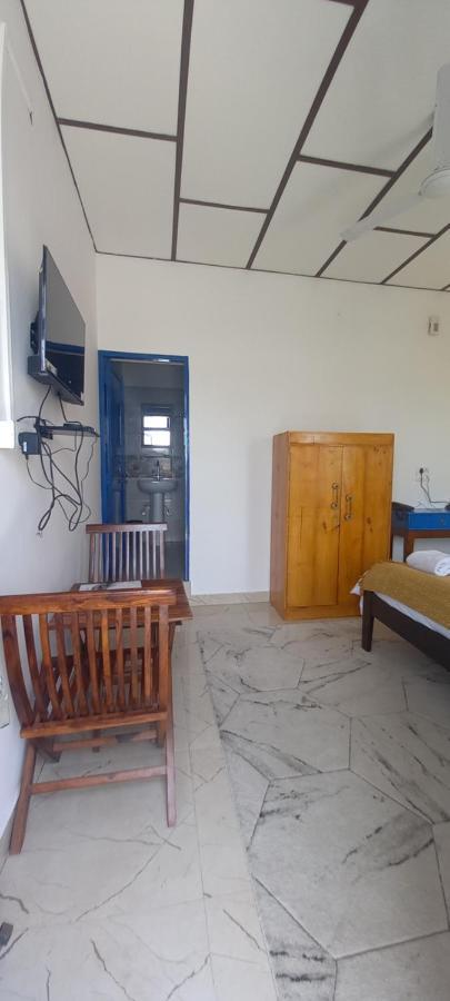 Bir High Hotel Luaran gambar
