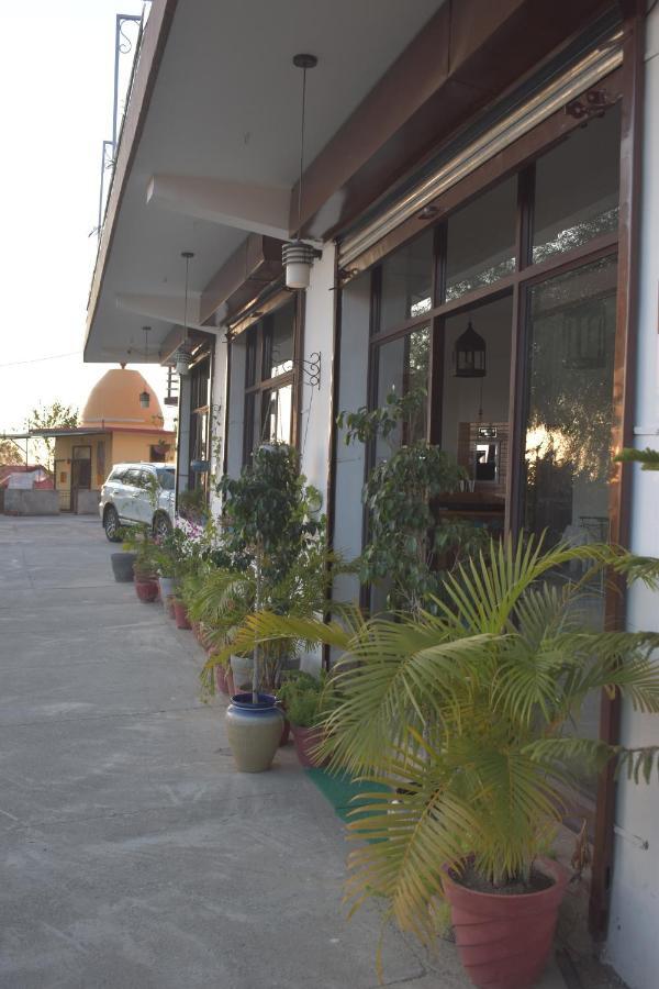 Bir High Hotel Luaran gambar